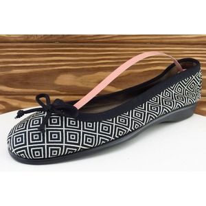 Aersoles Size 7 M Black Round‎ Toe flats Fabric Women